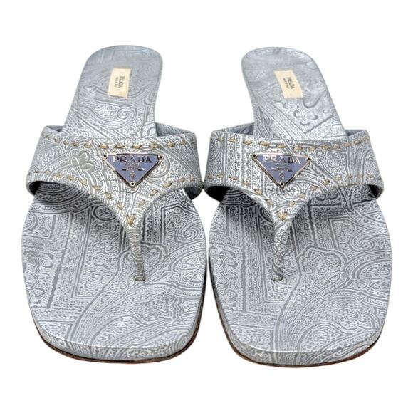 Vintage Prada Logo Kitten Heel Flip Flops Square Toe Sandal Mule Silver Blue 40 - Picture 3 of 13